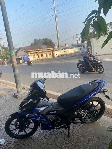 Làm việc tại nhà không có nhu cầu đi xe máy