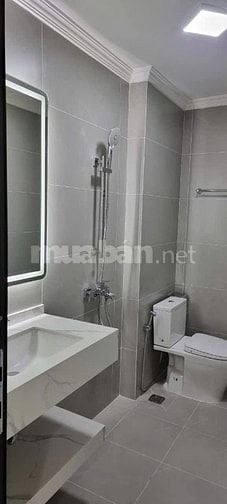 Tòa Văn Phòng phố Nguyễn Hoàng DT76m2 xây 6T thang máy giá 48ty