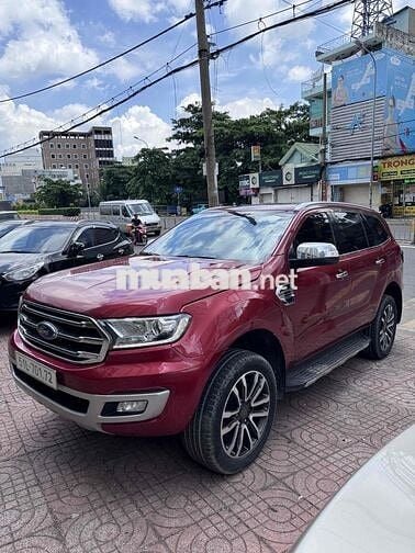 Ford Everest 2018 Titanium 2.0L 4x4 AT - 135000 km