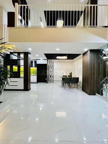 Nhà giá tốt Trường Sa P.12 Q.3 DT: 66,7m2 Giá: 4tỷ100tr