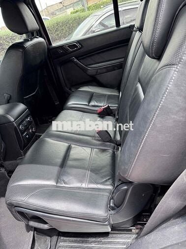 Ford Everest 2018 Titanium 2.0L 4x4 AT - 135000 km