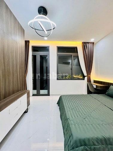 Nhà giá tốt Trường Sa P.12 Q.3 DT: 66,7m2 Giá: 4tỷ100tr