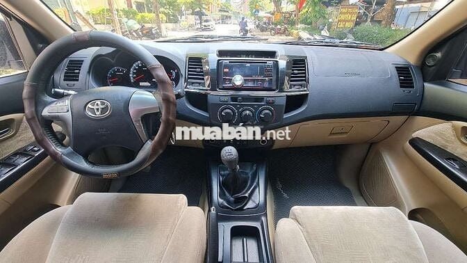 Toyota Fortuner 2016 2.5G - 120000 km
