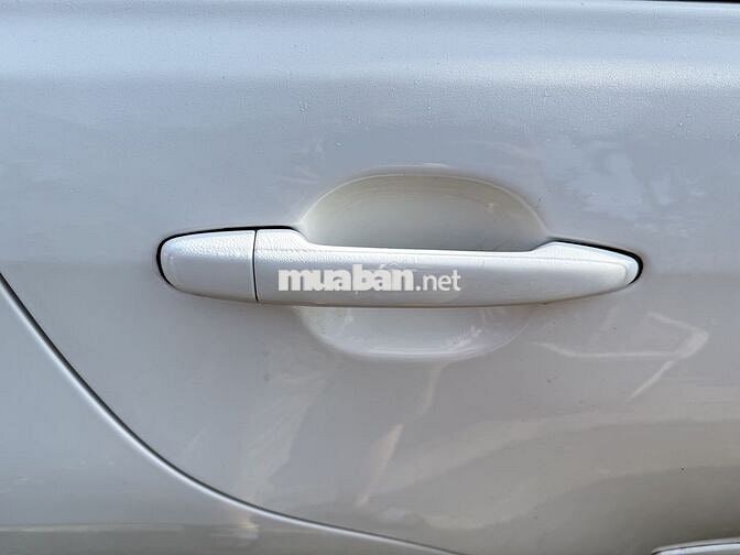 Camry 2010 2.0E muốn bán