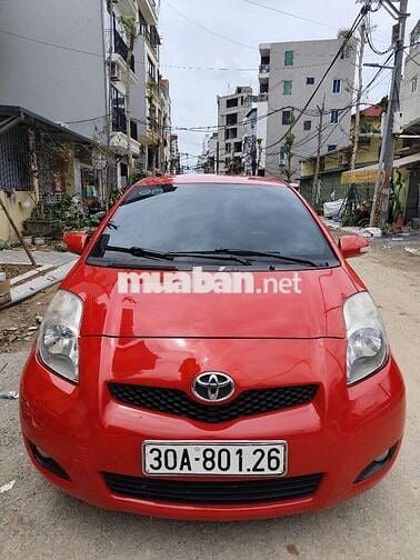 Toyota Yaris 2012 1.5 AT - 100000 km
