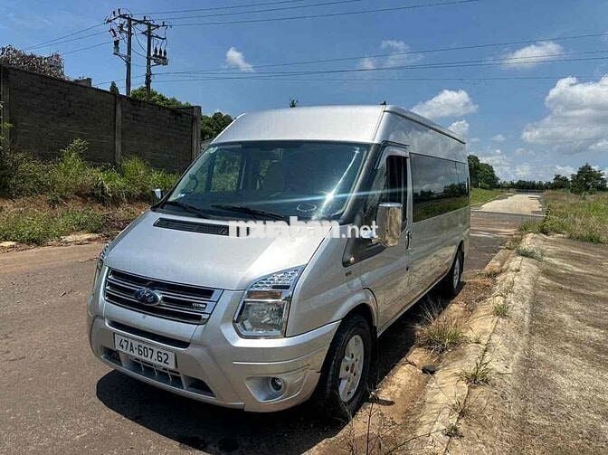 Ford Transit 2015 Luxury - 120000 km