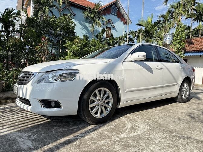 Camry 2010 2.0E muốn bán