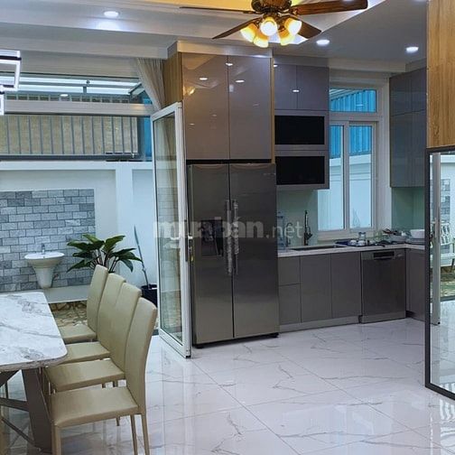 Villa full nội thất hiện đại phường Thạnh Mỹ Lợi, nhà mới, đẹp,có hầm