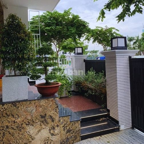 Villa full nội thất hiện đại phường Thạnh Mỹ Lợi, nhà mới, đẹp,có hầm