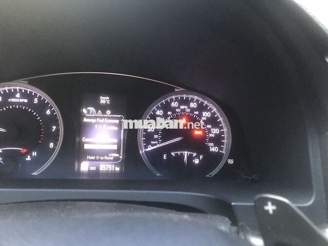 Toyota Camry 2016 2.5Q - 85500 km