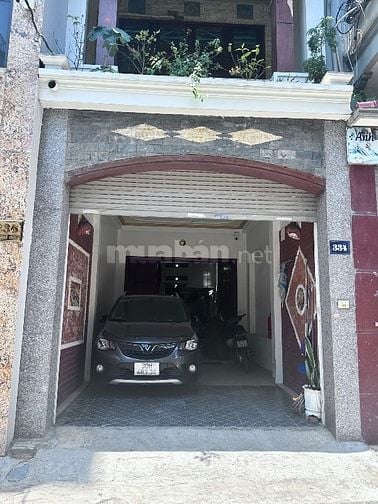 Chuyển về quê ở, chính chủ cần bán nhà mặt phố Nam Dư