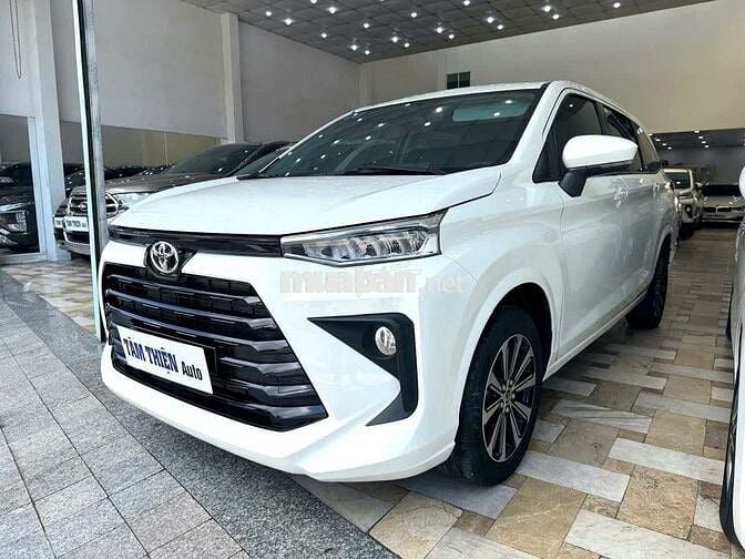 Toyota Avanza Premio 2022 CVT - 37379 km