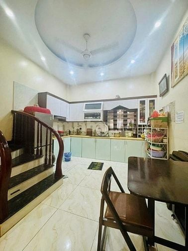 Nhà dân xây 60m² x 4T Đại Mỗ, Ô tô 7 chỗ đỗ cửa, sổ đẹp, cạnh vincom 