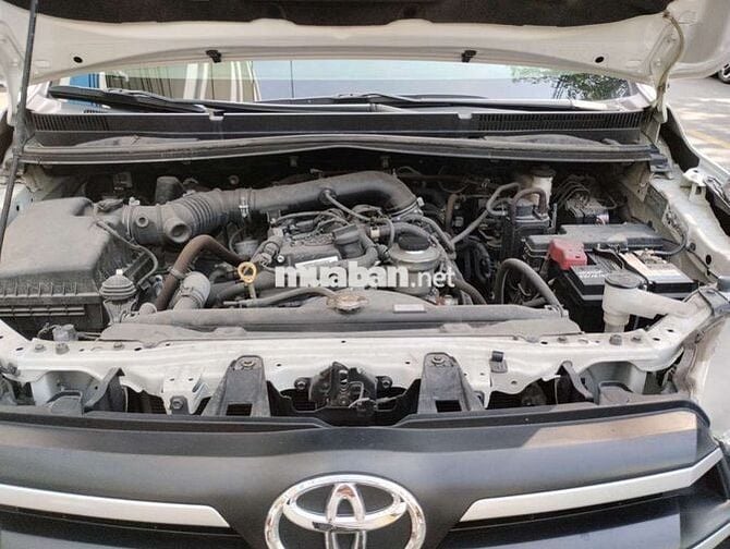 Toyota Innova 2019 2.0E - 16300 km