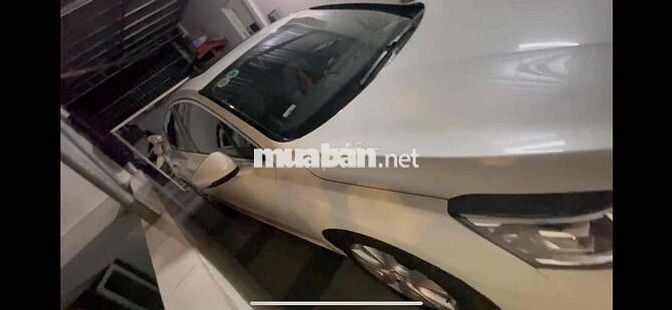 Peugeot 508 2015 1.6L AT Turbo - 90000 km