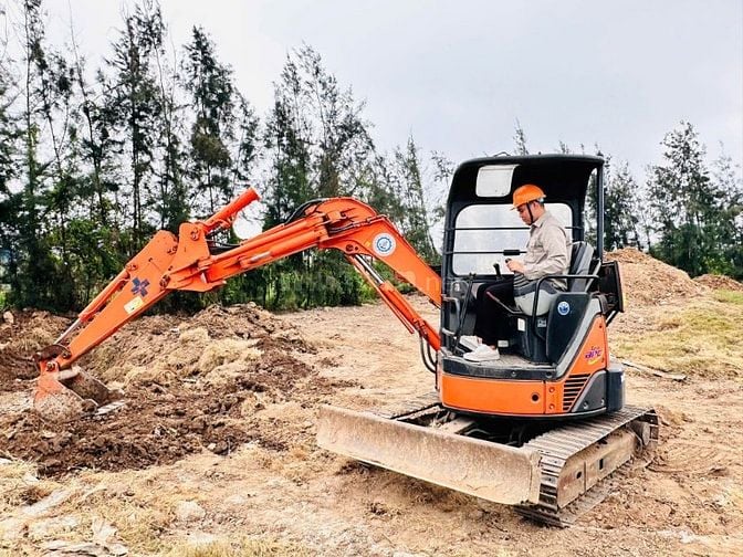 ĐÀO TẠO LÁI XE NÂNG – MÁY XÚC – MÁY CẨU