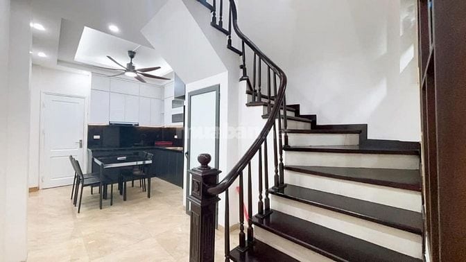 Vĩnh Phúc, mặt ngõ Ô tô qua nhà, thoáng sáng, phân lô, sổ vuông,…