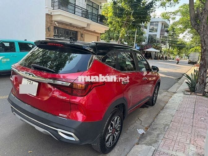 Kia Seltos Moden 2022 Luxury 1.4 AT logo mới