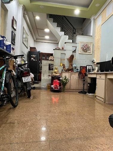 4ty680 nhà 3 tầng 4pn 4,5 x 11 Sổ hồng riêng khu hiện hữu