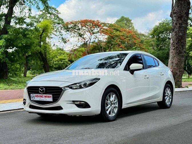 Mazda 3 2018 1.5 AT Sedan - 131000 km