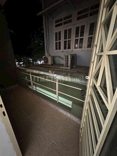 SIÊU PHẨM CHÂN DÀI 4x23 MẶT ĐƯỜNG 10m
