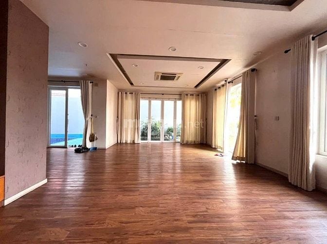 Villa hồ bơi, sân vườn khu An Phú An Khánh, quận 2, gần công viên 