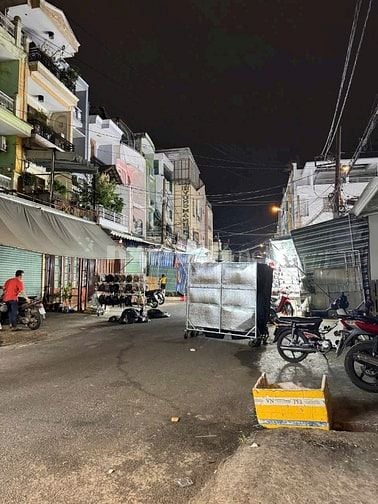 SIÊU PHẨM CHÂN DÀI 4x23 MẶT ĐƯỜNG 10m