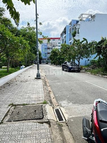 Đất nền 100m2 giá chỉ 2 tỷ 650 triệu khu dân cư Phú Lợi, quận 8.