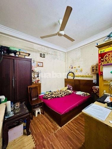Gà đẻ trứng vàng Tân Mai_ 50m_MT3.4_4tầng_4PN_2 thoáng_ngõ thông tứ tu