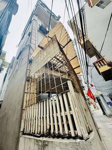 Gà đẻ trứng vàng Tân Mai_ 50m_MT3.4_4tầng_4PN_2 thoáng_ngõ thông tứ tu
