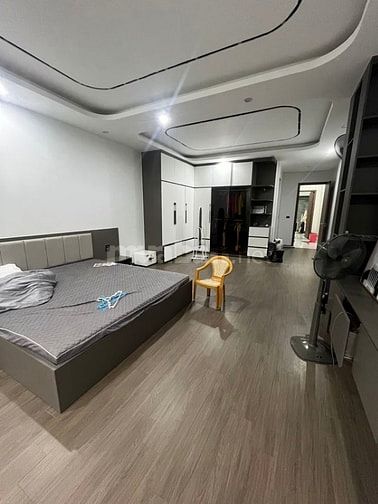 Bán nhà đường lê hoàn, đối diện công viên Hội An