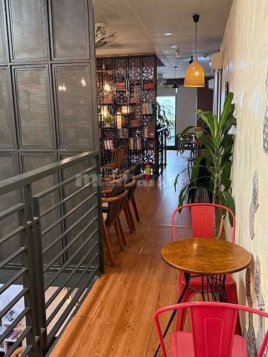 SANG NHƯỢNG LẠI QUÁN CAFE MT 3 tháng 2, KD 5 NĂM, TÂM HUYẾT XÂY DỰNG