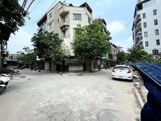 SIÊU PHẨM XÂY MỚI CỔ LINH - LONG BIÊN - 50M2- 7 TẦNG- CẦU THANG MÁY- Ô