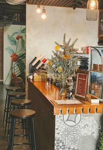 SANG NHƯỢNG LẠI QUÁN CAFE MT 3 tháng 2, KD 5 NĂM, TÂM HUYẾT XÂY DỰNG