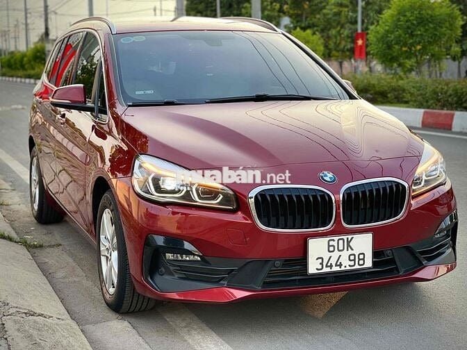 BMW 218i Gran Tourer rất mới.