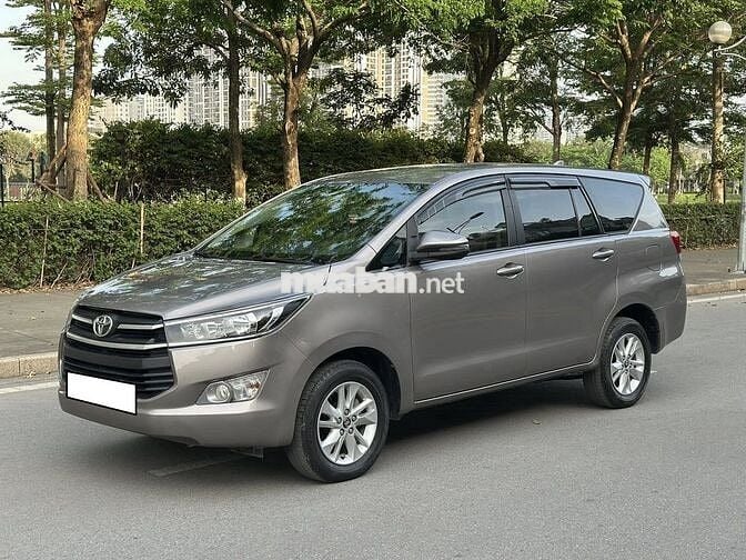 Toyota Innova 2.0E 2019 -  Xám Xịn