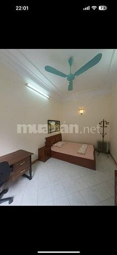 Cho thuê phòng DT 30 m2, tại ngõ 31 Trần Quốc Hoàn, Cầu Giấy, HN