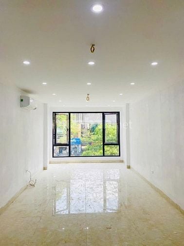 Chính chủ cho thuê tòa nhà 6 tầng mặt phố số 260 đường Hồ Tùng Mậu