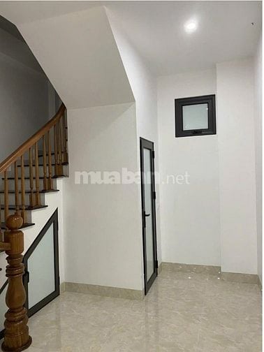 Chính chủ cho thuê tòa nhà 6 tầng mặt phố số 260 đường Hồ Tùng Mậu