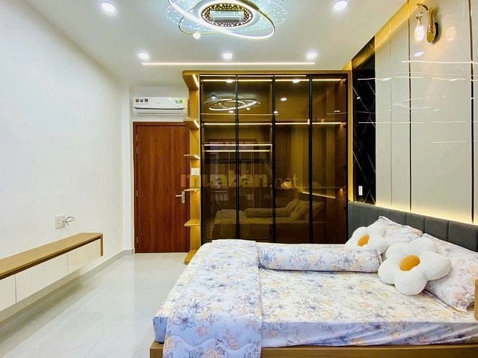 Kẹt vốn bán nhanh nhà Dương Bá Trạc P1 Q8 51,7m2 Giá: 3tỷ300tr