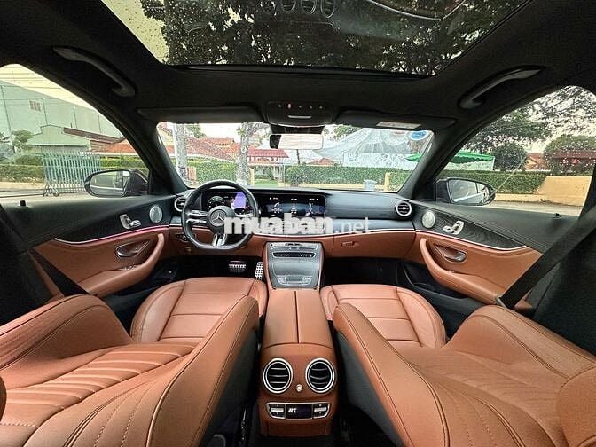 Mercedes Benz E300 AMG 2022  - 29000 km
