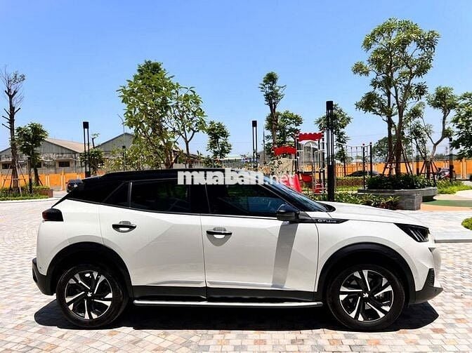 Peugeot 2008 2021 GT Line 1.2 AT - 26000 km