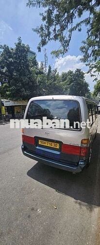 Toyota Hiace 2005 - 456789 km