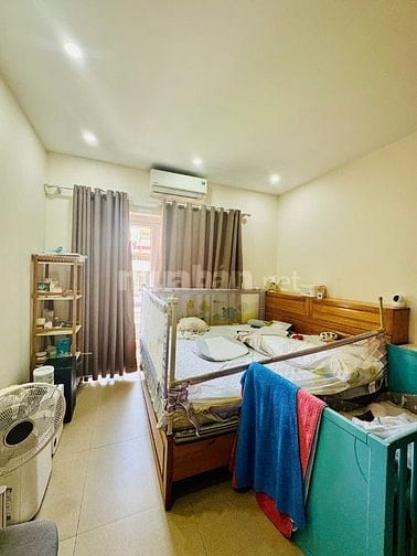 Bán nhà phân lô ngõ 93 Hoàng Văn Thái,ngõ ô tô kinh doanh, giá 15,5 tỷ