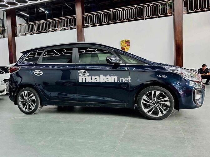 Kia Rondo 2021 GAT - 74000 km; xe còn mới bao test