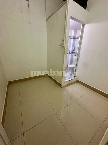 2ty980 nhà P9Q8 3,7 X 7 ( Trệt + lầu ) 2 pn Sổ hồng riêng hẻm thông 