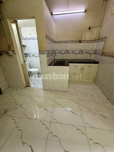 2ty980 nhà P9Q8 3,7 X 7 ( Trệt + lầu ) 2 pn Sổ hồng riêng hẻm thông 