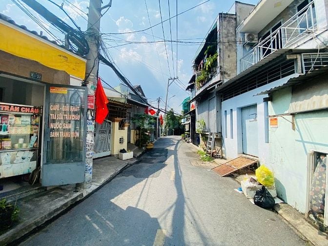 CHÍNH CHỦ CẦN BÁN GẤP NHÀ MẶT TIỀN ĐƯỜNG LỚN NGANG 4 X18,5 