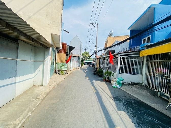 CHÍNH CHỦ CẦN BÁN GẤP NHÀ MẶT TIỀN ĐƯỜNG LỚN NGANG 4 X18,5 