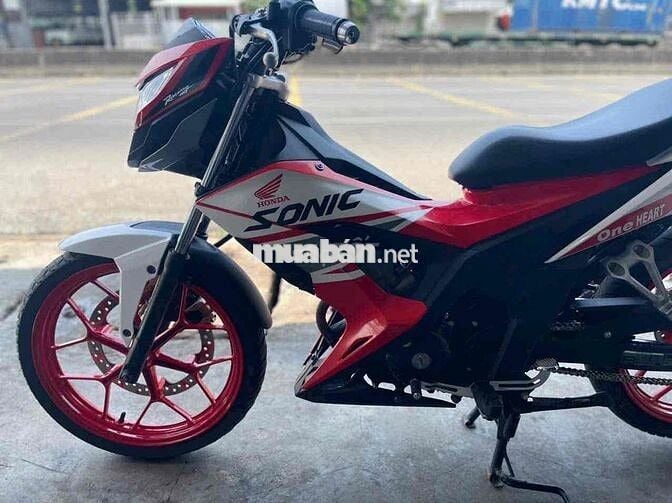 bán xe SONIC